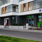 - Aparts Ursynow وارسو