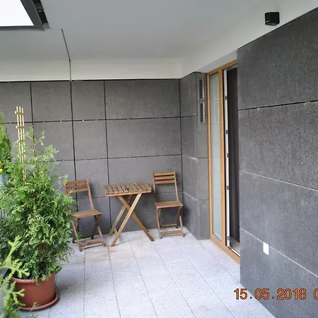 - Aparts Ursynow Apartment Warsaw