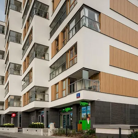 - Aparts Ursynow Apartment *