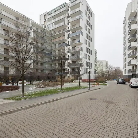 - Aparts Ursynów Varsovia