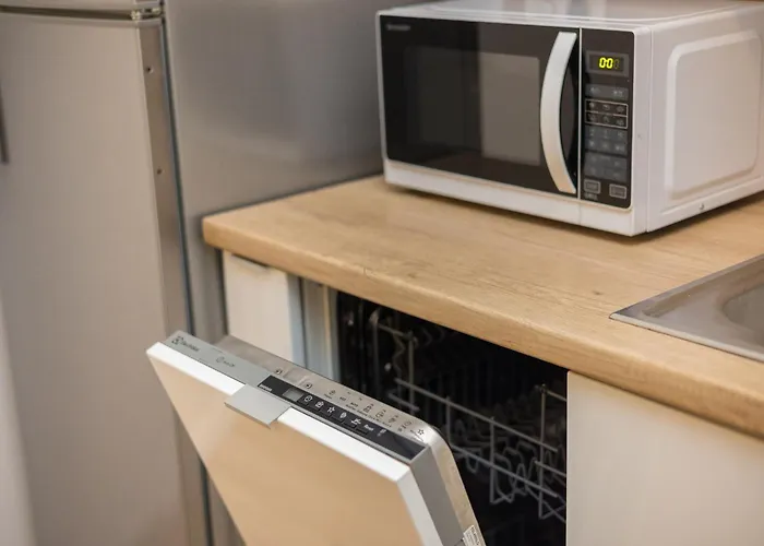 - Aparts Ursynow شقة وارسو