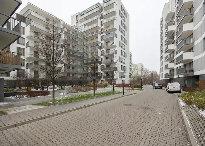 - Aparts Ursynow وارسو