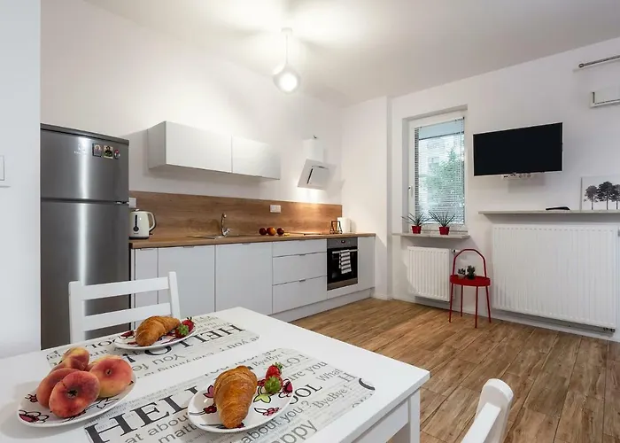 - Aparts Ursynow شقة وارسو